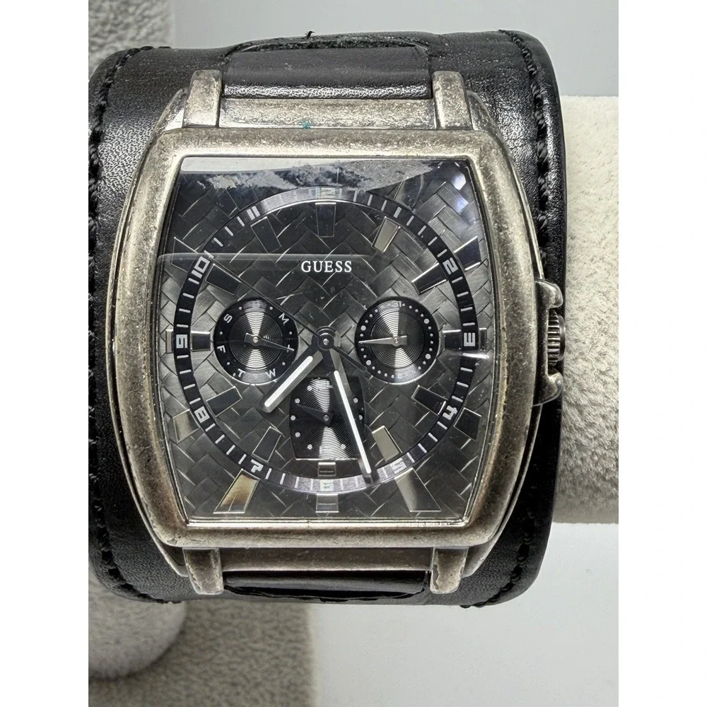 Guess U95013G1 New Battery‎ Mens Watch 40MM 7.75